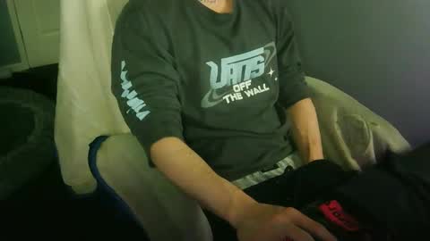 itsnotliam834 online show from 10, 9, 2025