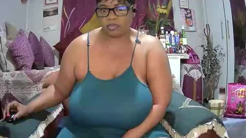 itumeleng74 online show from 9, 9, 2025