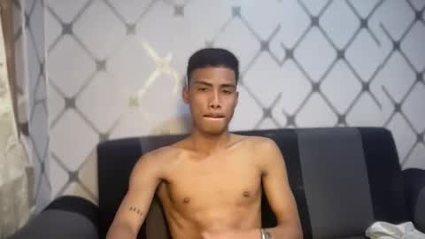 itzme_urboy online show from 2, 4, 2026