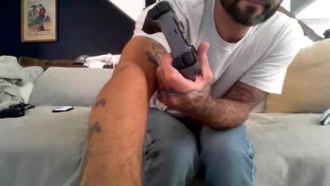 Itzmeebabyy online show from 22, 10, 2025