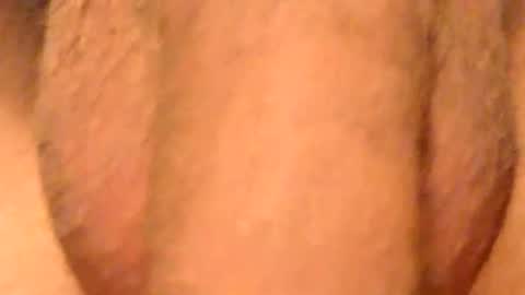 Snapshot of iuuuf2 chatting on 16, 11, 2025 Iuuuf2 or Samel online show from 16, 11, 2025