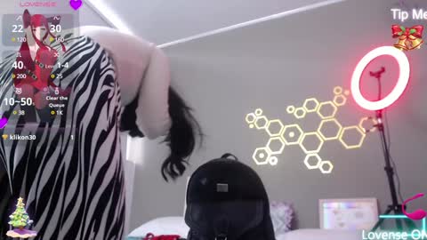 Snapshot of ivana_rose chatting on 5, 1, 2025 Adris online show from 5, 1, 2025