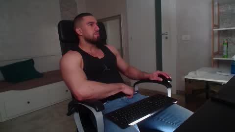 IvanHydee online show from 8, 2, 2026