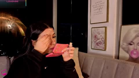 Ivanna West online show from 18, 12, 2025