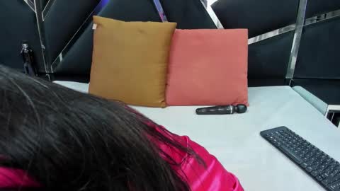 ivannaa18 online show from 25, 10, 2025