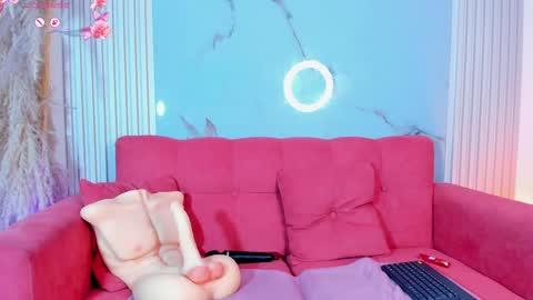 ivonymiller online show from 26, 9, 2025