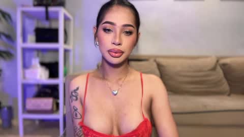 kirstenelsie online show from 20, 4, 2026