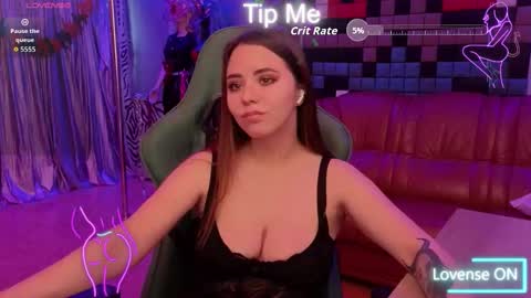 Snapshot of ivorywood_ chatting on 17, 10, 2025 ivorywood_ online show from 17, 10, 2025