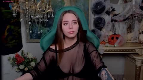 Snapshot of ivorywood_ chatting on 21, 10, 2025 ivorywood_ online show from 21, 10, 2025