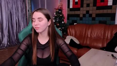 ivorywood_ online show from 17, 12, 2025