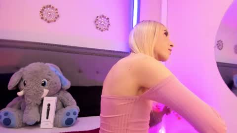 Snapshot of ivvy_rousse chatting on 10, 7, 2026 ivi rosse online show from 10, 7, 2026