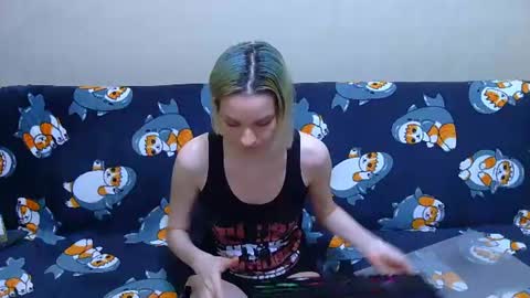 Ivy and Lester online show from 19, 7, 2026