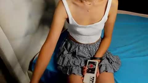 Snapshot of ivy__ross chatting on 15, 6, 2026 Ivy online show from 15, 6, 2026