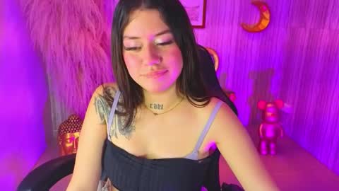 Snapshot of ivy_lodge_s chatting on 17, 9, 2025 Ivy online show from 17, 9, 2025