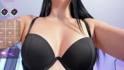 NEW MODEL Ivy online show from 8, 4, 2026