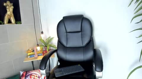 Ivy online show from 27, 12, 2024