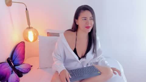 Ivy  online show from 21, 2, 2026