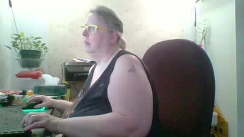 ivyjane3522 online show from 13, 5, 2026
