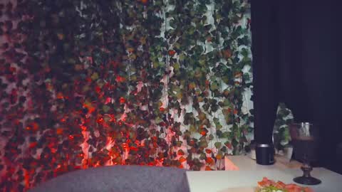 Miss Ivy online show from 27, 12, 2024