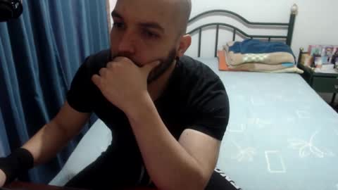 iwanturarse online show from 25, 5, 2026