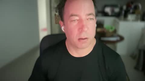 chat with me to find out online show from 22, 12, 2024