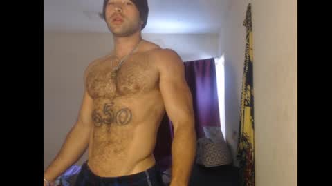Snapshot of izak144 chatting on 20, 5, 2026 izak144 online show from 20, 5, 2026