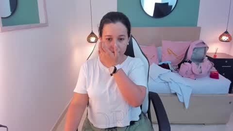 Iza online show from 6, 12, 2024