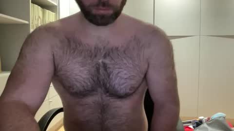 Izylduur online show from 7, 1, 2026