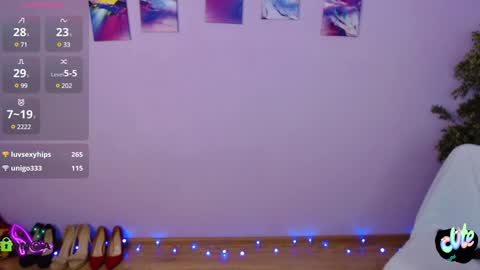 Queen of nylon  Victoria online show from 8, 1, 2025