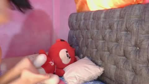 izzy_rains online show from 4, 7, 2026