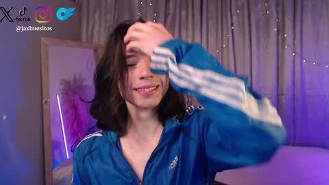 Hey im Jaxxxon check my info     online show from 9, 4, 2026