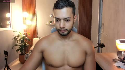 Snapshot of j_calix chatting on 7, 6, 2026 Calix Independient model Insta and twt Calixsnake online show from 7, 6, 2026
