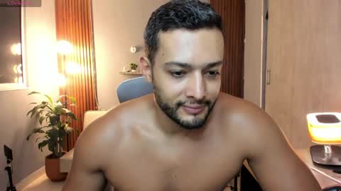 Snapshot of j_calix chatting on 8, 6, 2026 Calix Independient model Insta and twt Calixsnake online show from 8, 6, 2026