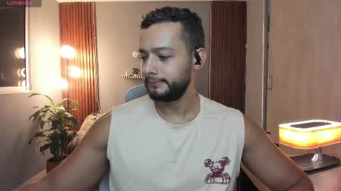 Snapshot of j_calix chatting on 27, 6, 2026 Calix Independient model Insta and twt Calixsnake online show from 27, 6, 2026