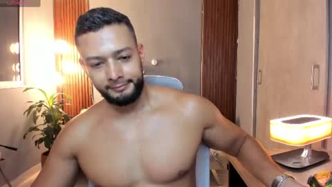 Snapshot of j_calix chatting on 7, 7, 2026 Calix Independient model Insta and twt Calixsnake online show from 7, 7, 2026