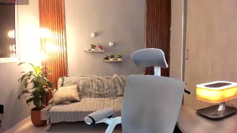 Snapshot of j_calix chatting on 15, 7, 2026 Calix Independient model Insta and twt Calixsnake online show from 15, 7, 2026