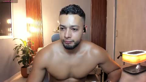 Snapshot of j_calix chatting on 17, 7, 2026 Calix Independient model Insta and twt Calixsnake online show from 17, 7, 2026