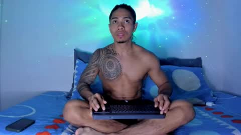 i am juan musiry independent model  online show from 15, 11, 2025