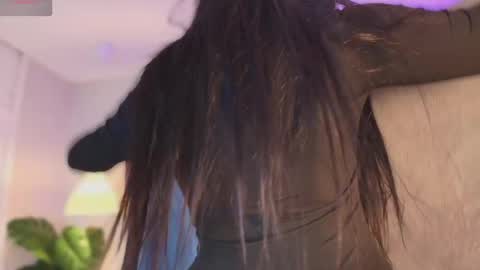 Jade online show from 4, 4, 2026