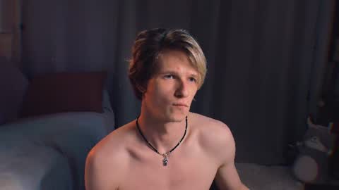 Snapshot of jack_frozt chatting on 24, 6, 2026 brestonsweet online show from 24, 6, 2026