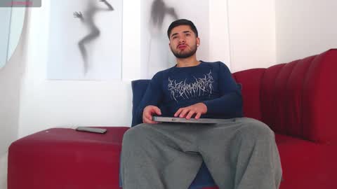    online show from 30, 3, 2026