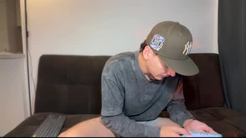 INDEPENDENT MODEL online show from 14, 1, 2026