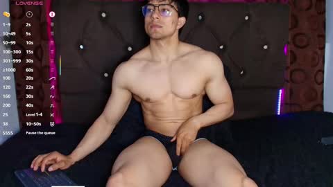 Jacke online show from 11, 2, 2026