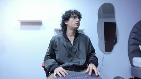 Snapshot of jackestaylor chatting on 11, 9, 2025 Jackes Taylor online show from 11, 9, 2025