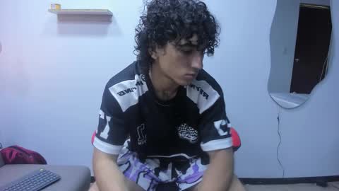 Snapshot of jackestaylor chatting on 5, 10, 2025 Jackes Taylor online show from 5, 10, 2025