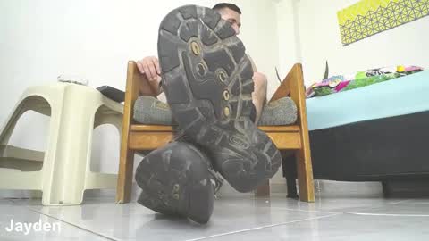 Jacob And Jayden online show from 1, 2, 2025