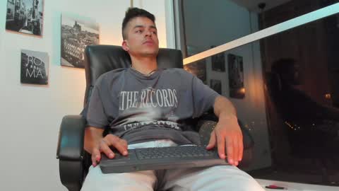 JACOB STONES online show from 22, 1, 2025