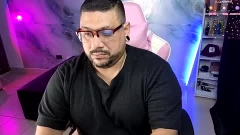 Snapshot of jacoob_woods chatting on 18, 4, 2026 daddy sir master bear online show from 18, 4, 2026