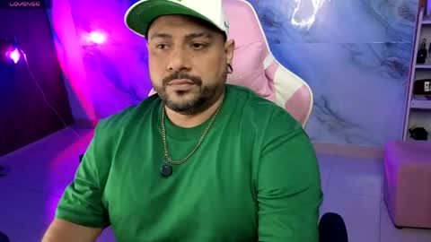 Snapshot of jacoob_woods chatting on 30, 4, 2026 daddy sir master bear online show from 30, 4, 2026