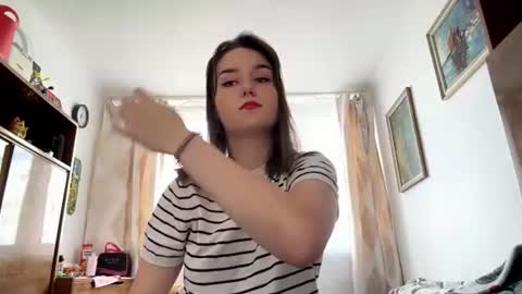 Mila online show from 4, 7, 2026